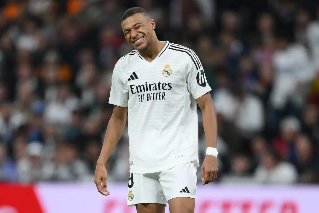 Un compañero del Real Madrid apoya a Kylian Mbappé tras la derrota del Liverpool