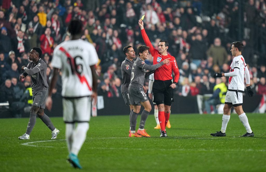 Ancelotti critica a los árbitros por un penalti "clarísimo" en el partido contra el Rayo Vallecano