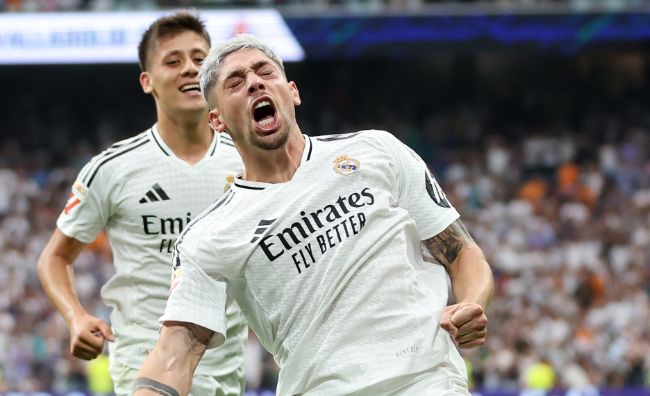 Federico Valverde anota un golazo y acorta distancias para el Real Madrid