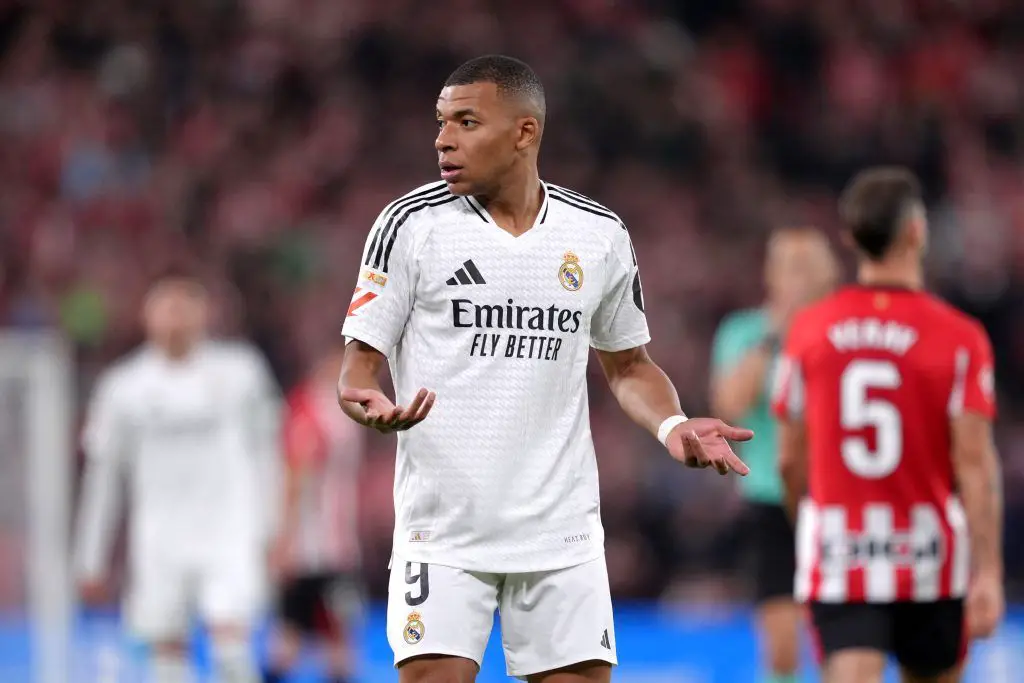 Kylian Mbappé recibe apoyo inesperado de estrella del Real Madrid tras penalti fallado