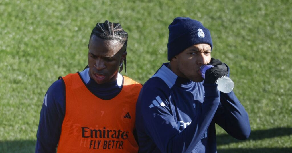 Mbappé y Vinícius Jr. comparten su visión sobre el trabajo en equipo en el entrenamiento abierto