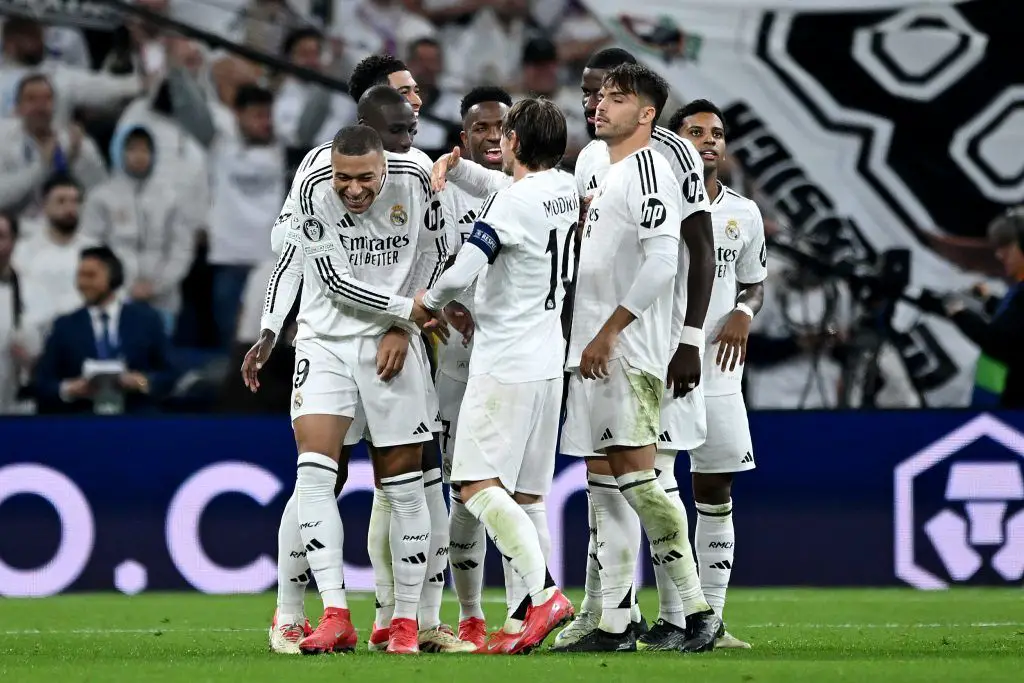 La estrella del Real Madrid alcanza a Salah y Henry con su último gol en la UCL