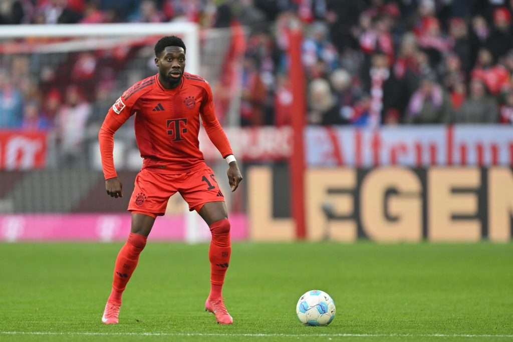 Alphonso Davies renueva con el Bayern Munich y el Real Madrid se queda sin su estrella canadiense