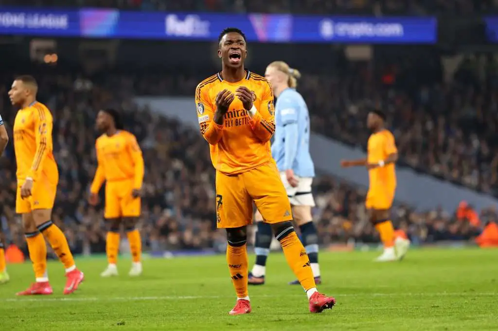 Vinícius Jr. celebra su premio Motm tras el triunfo sobre el Man City