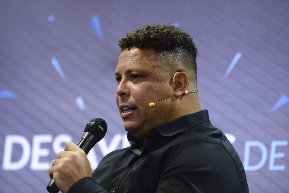 Ronaldo Nazario se retira de la carrera por un puesto clave en Brasil