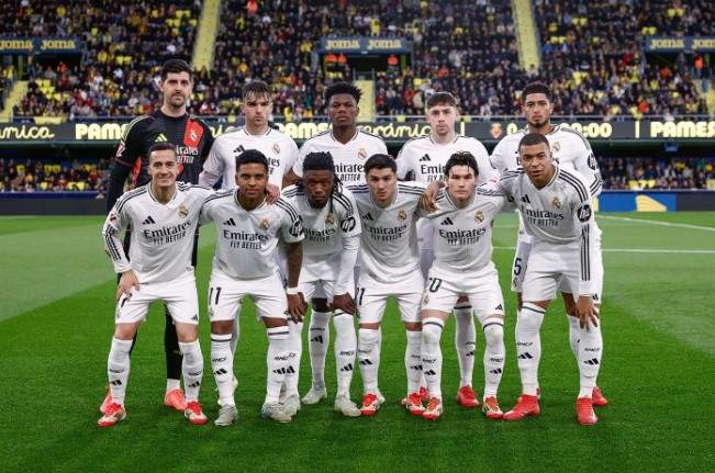 Real Madrid se impone al Villarreal en un emocionante duelo de Liga EA Sports