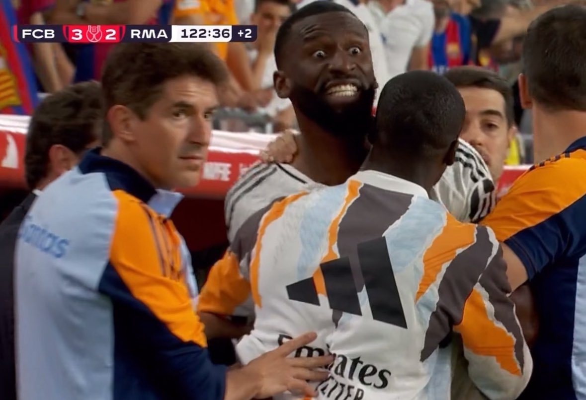 Antonio Rudiger critica duramente al árbitro en la final de la Copa del Rey