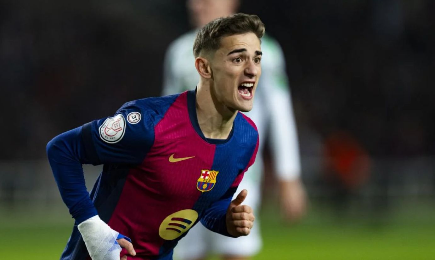 Gavi brilla en la celebración tras vencer al Real Madrid en la Copa del Rey