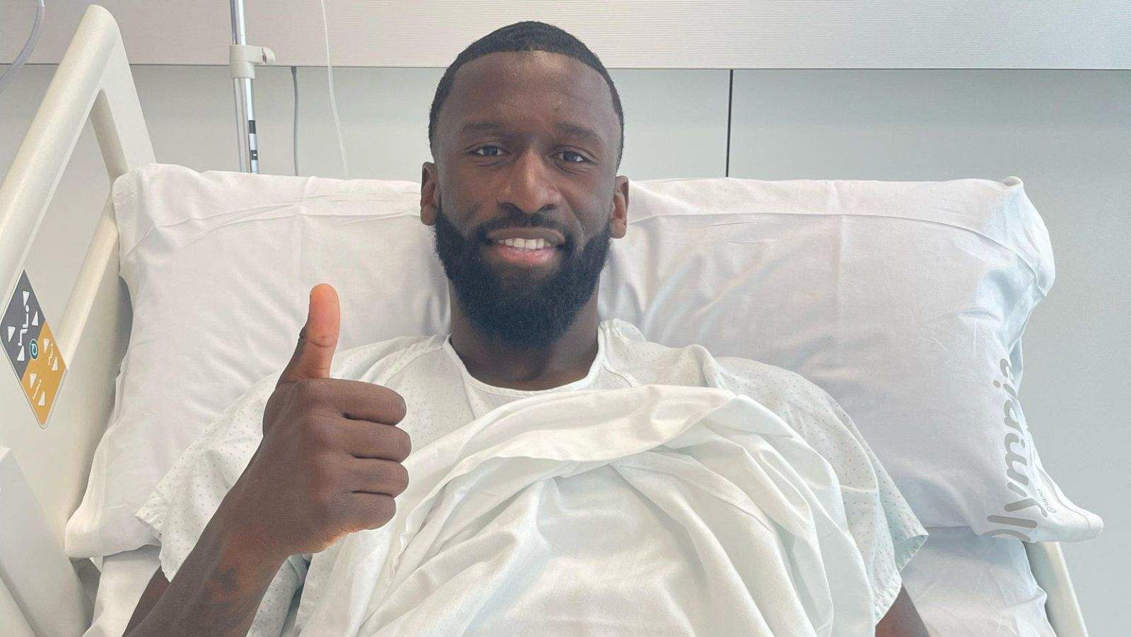 Rüdiger se somete a cirugía de menisco y se despide de la temporada