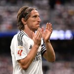 Ancelotti se despide de los aficionados del Real Madrid tras el inesperado tropiezo ante la Real Sociedad