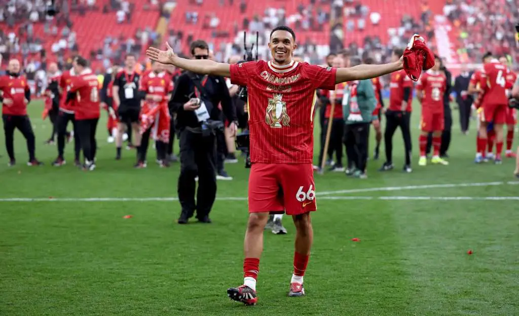 Barcelona considera a Trent Alexander-Arnold como opción clave para reforzar su defensa