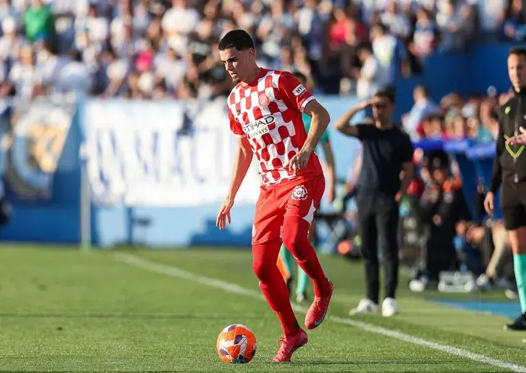 Claro, aquí tienes el título modificado según el formato solicitado:
Girona VS Villarreal 10/05/2025: apuestas y pronósticos de LaLiga EA Sports