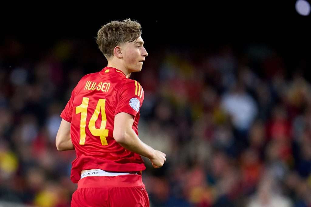 Dean Huijsen y su sorprendente lugar entre los defensores más caros del Real Madrid