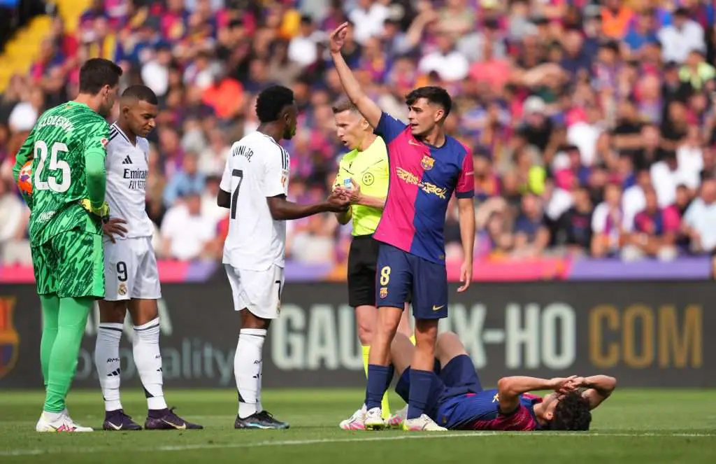 Estrellas de Barcelona y Real Madrid destacan en la carrera por el jugador de la temporada de Liga