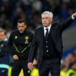 Los mensajes de los fanáticos del Real Madrid a Ancelotti durante el partido contra Mallorca