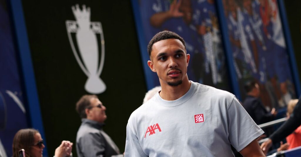 Wenger compara el interés de Real Madrid por Alexander-Arnold con el caso de Mbappé