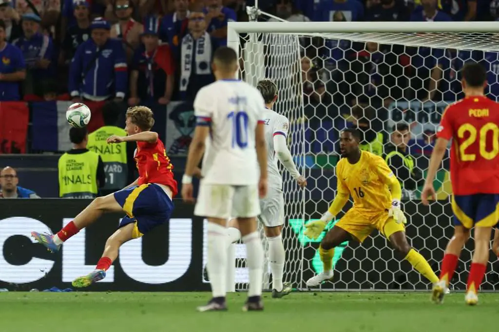 Kylian Mbappé y Dean Huijsen: el mensaje que une a los nuevos compañeros del Real Madrid