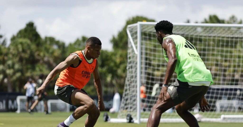 Mbappé muestra su alegría en el entrenamiento del Real Madrid y desata rumores sobre su futuro
