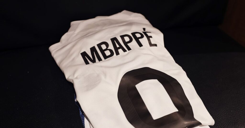Mbappé regresa a casa tras su alta médica: ¿qué significa para su futuro?