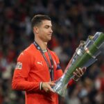 Vinícius Jr. felicita a Cristiano Ronaldo tras la victoria de Portugal en la Nations League