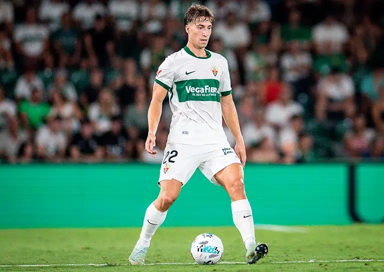 Elche VS Levante 29/08/2025: apuestas y pronósticos de LaLiga EA Sports