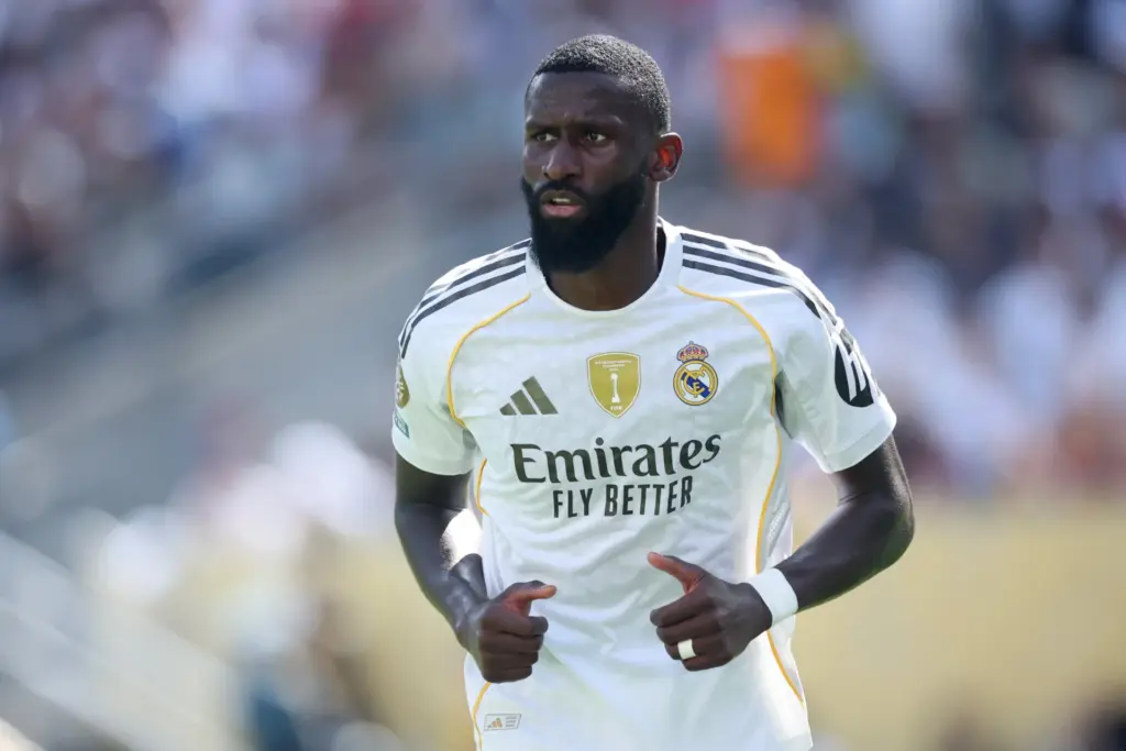 Antonio Rüdiger se perderá tres meses por lesión muscular: Impacto en el Real Madrid