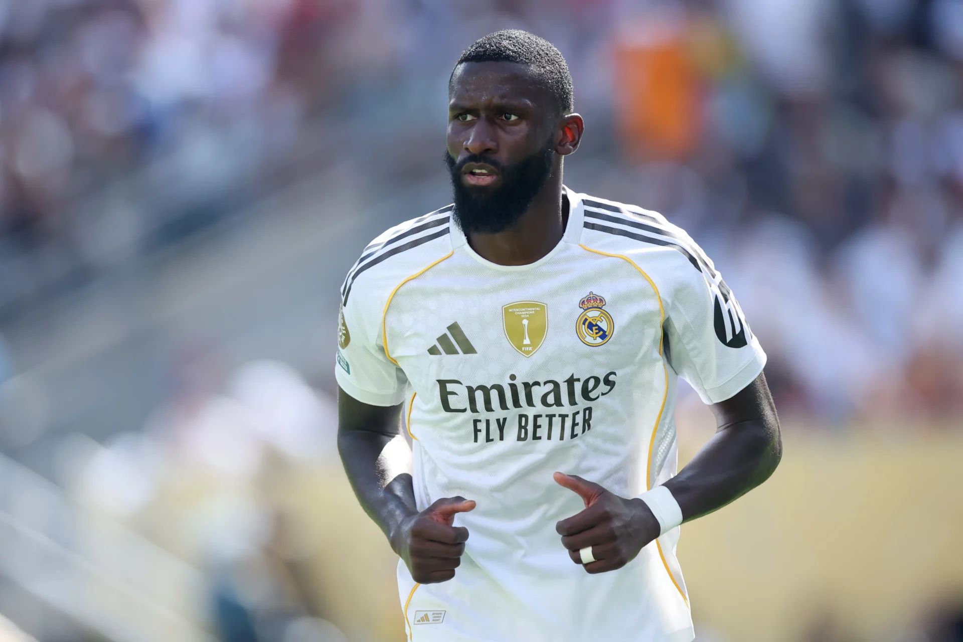 Antonio Rüdiger se perderá tres meses por lesión muscular: Impacto en el Real Madrid