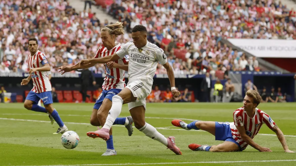 Atlético de Madrid sorprende al Real Madrid: análisis del 5-2 y sus consecuencias
